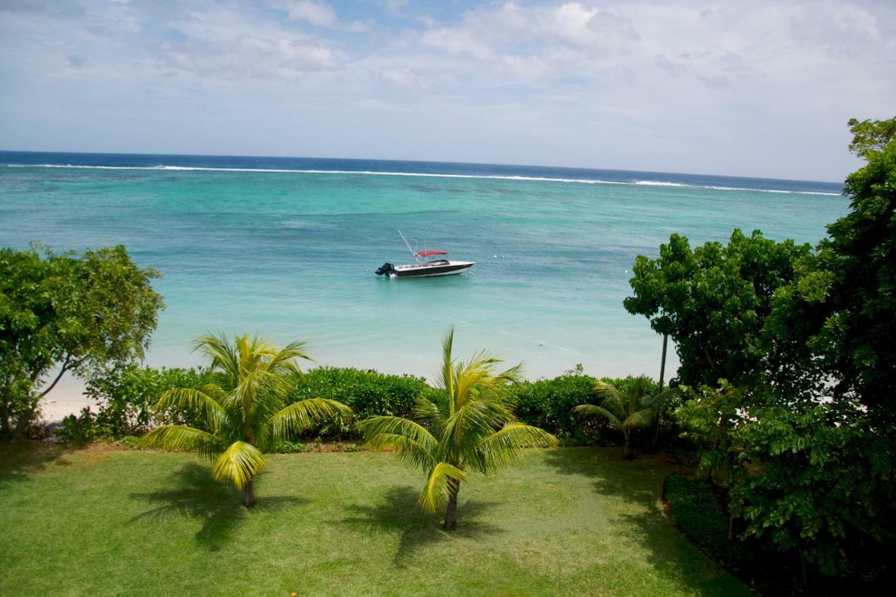 Cap Ouest Beachfront Luxury Penthouse & Apartment Flic-en-Flacq Exteriér fotografie